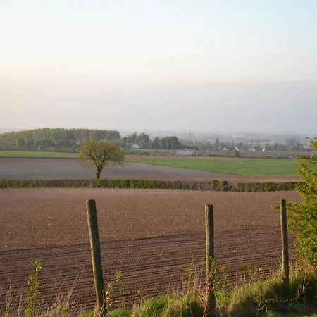 La Longere D'ecottes Bed & Breakfast *