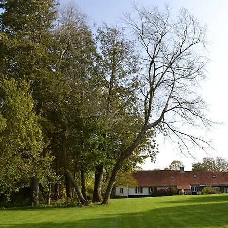 La Longere D'ecottes Bed & Breakfast Licques