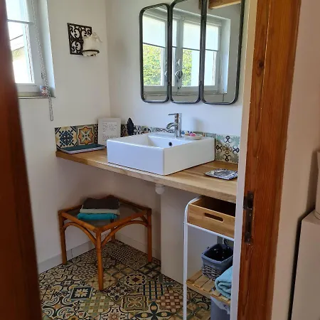 La Longere D'ecottes Bed & Breakfast *