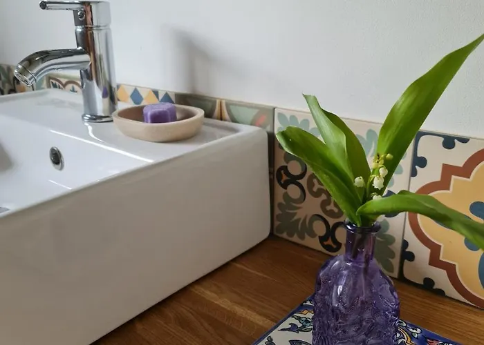 La Longère D'ecottes Couette-café